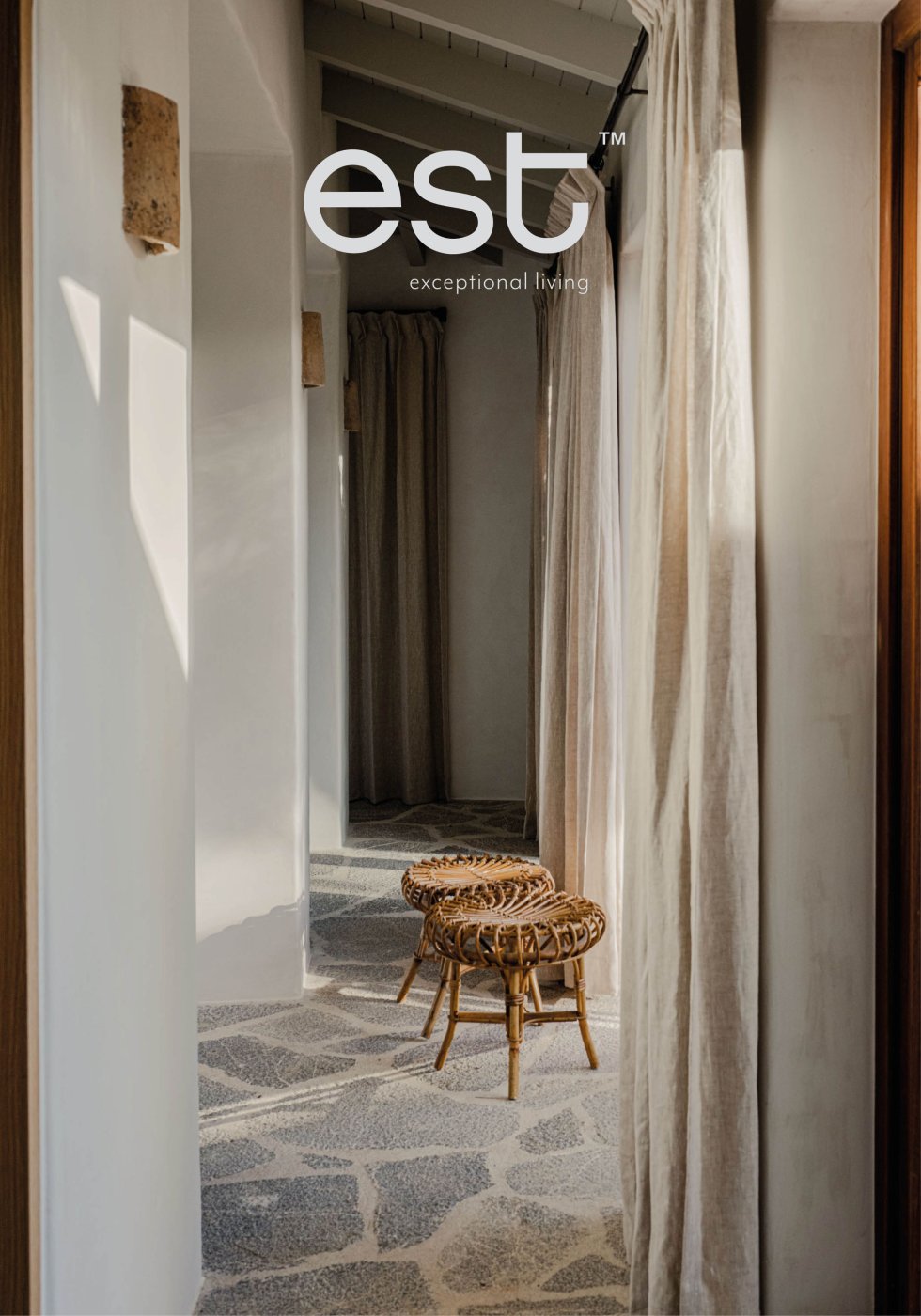 Rustic island design meets mid-century modernism